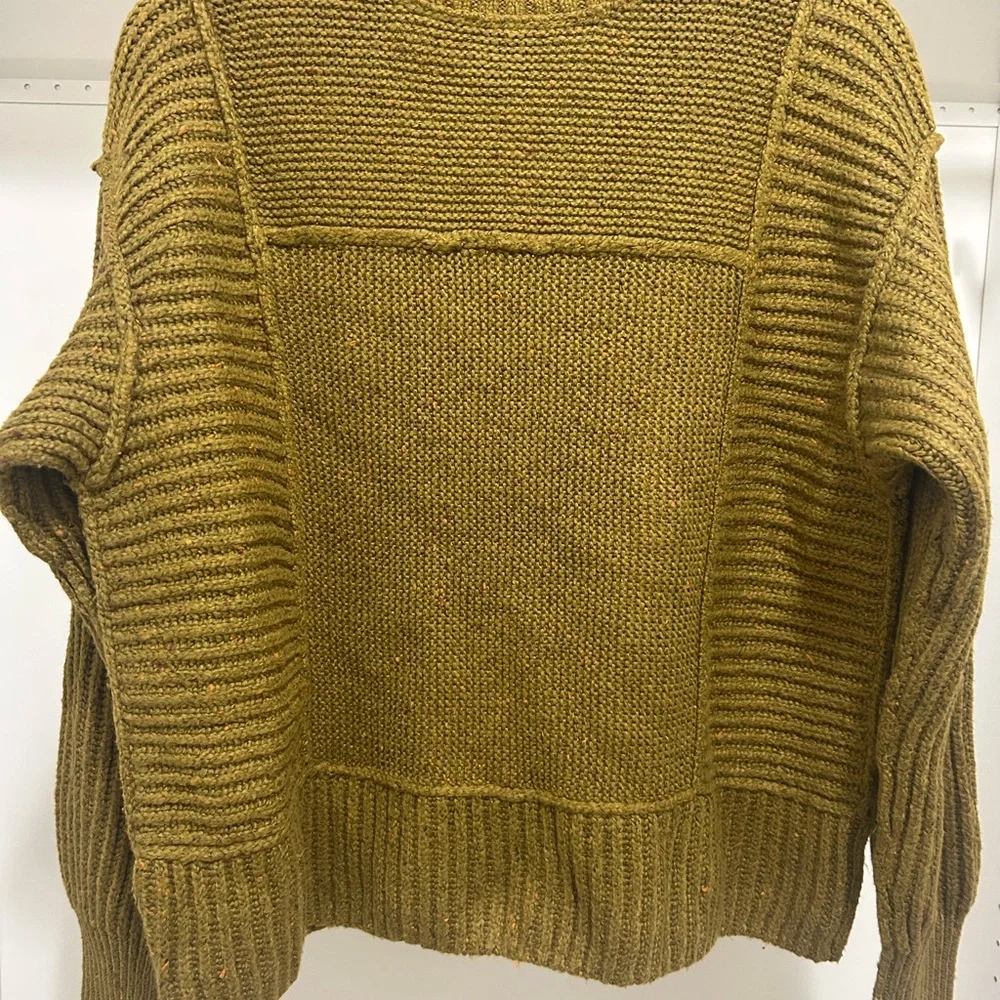 Cabi Monroe Pullover Sweater - size medium - Picture 4 of 5